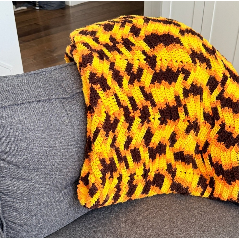 Handmade Unisex Afghan Vintage Ripple Crochet 60x84 Orange Yellow Brown Throw